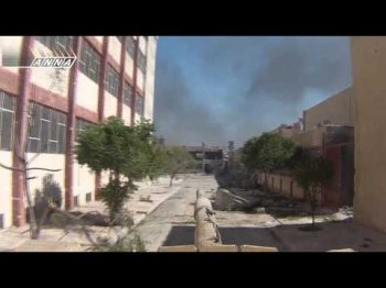 Сирия: Бой за школу в Джобаре. Дуэль танкиста и боевика (видео)