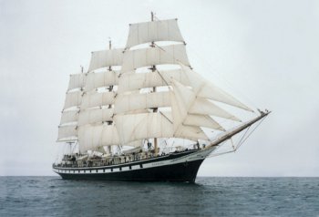 Самая крупная парусная флотилия России готовится к визиту в Одессу