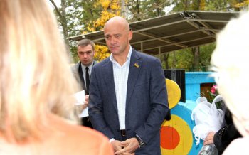Геннадий Труханов: "Дети должны чувствовать заботу и внимание!" (фото)