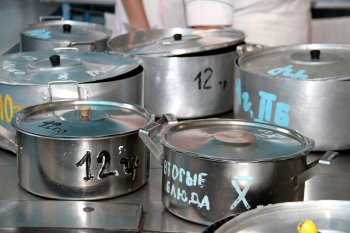 Геннадий Труханов познакомился с работой детских садов