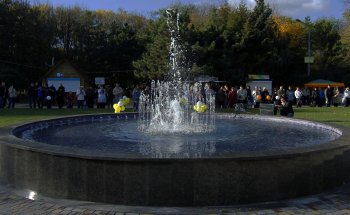 Сегодня в парке Горького открыли фонтан