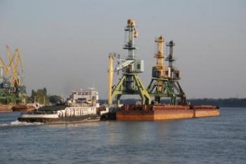 Дунайское пароходство: Падение в бездну, полет нормальный!