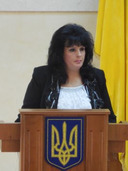 Валентина Апанасенко: «До конца года жильё на территории области получат 30 детей-сирот»