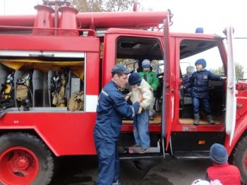 Маленькие одесситы на непродолжительное время превратились в пожарных