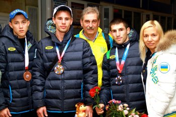 Все спортсмены украинской сборной по таиландскому боксу привезли медали ((фото)