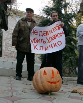 Кличко в Одессе: Фотосессия под  тыквы