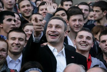 Кличко в Одессе: Фотосессия под  тыквы