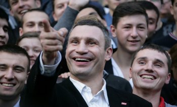 Кличко в Одессе: Фотосессия под  тыквы