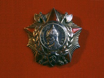 Детектив Украина:  У ветерана украли ордена