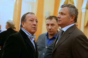 Сессия горсовета: Без мэра, но пришел Чекита!