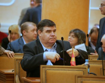 Сессия горсовета: Без мэра, но пришел Чекита!
