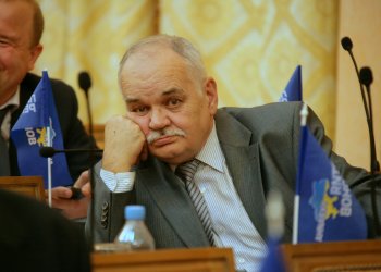 Сессия горсовета: Без мэра, но пришел Чекита!