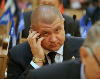 Сессия горсовета: Без мэра, но пришел Чекита!