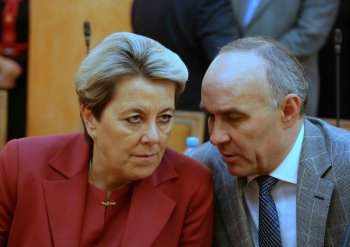 Сессия горсовета: Без мэра, но пришел Чекита!