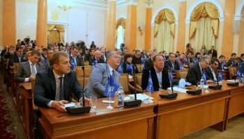 Сессия горсовета: Без мэра, но пришел Чекита!