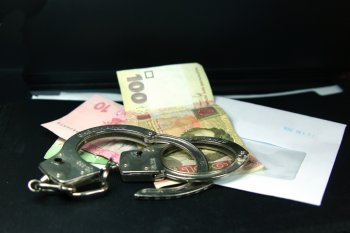Прокуратура «закрыла» сотрудника ЖКХ по приватизации