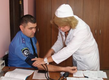 Одесские транспортные милиционеры стали донорами ради здоровья детей