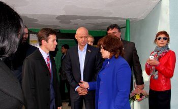 Могут, когда хотят: силами ЖКС в одесском дворе сделали реконструкцию (фото)