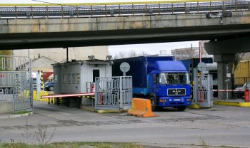 Причина очереди в портах из-за длительного скарирования GPS-пломб