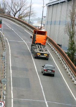 Причина очереди в портах из-за длительного скарирования GPS-пломб