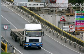 Причина очереди в портах из-за длительного скарирования GPS-пломб