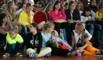 В Одессе открылся фестиваль спортивного танца «Алые паруса» (фото)
