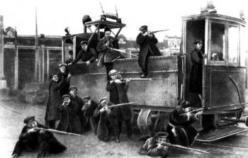Кто призвал большевиков: Из сообщений газет 12 ноября 1917 года