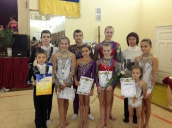 Юные одесситы достойно выступили на Чемпионате Украины по спортивной акробатике