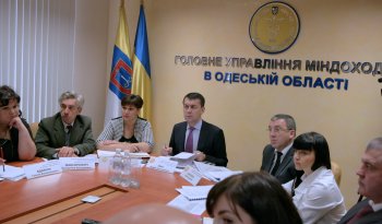 Сегодня одесситы общались с министром по налогам