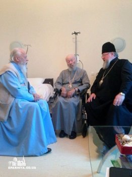 Митрополит Агафангел посетил митрополита Владимира в клинике