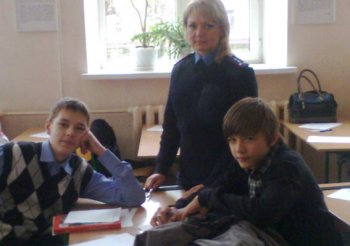 Сотрудники криминальной милиции Одессы побывали в гостях у школьников 