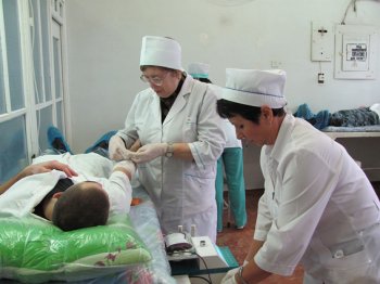 Сотрудники подразделения «Беркут» пришли на помощь 10-летней девочке (фото)