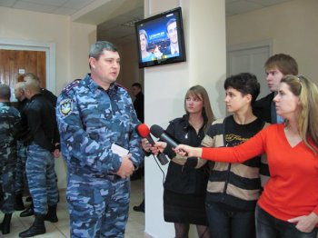 Сотрудники подразделения «Беркут» пришли на помощь 10-летней девочке (фото)