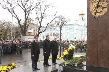 В Одессе почтили память жертв Голодомора (фото)