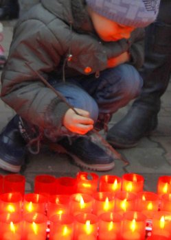В Одессе зажгли «свечу памяти»