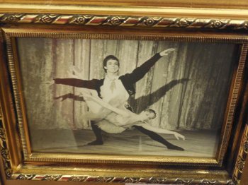 Надежда Бабич: «Фотовыставка к 90-летию балетной труппы отражает хрупкий мир сценического искусства в Одессе»