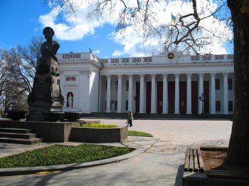 Члены Одесского горисполкома соберутся 12 декабря. Что будут решать?