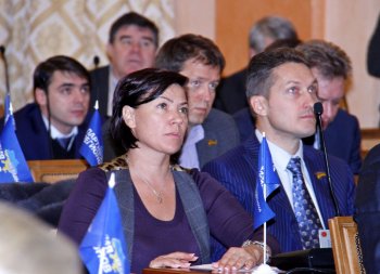 К Украинскому народу, Президенту Украины и всем политическим силам страны
