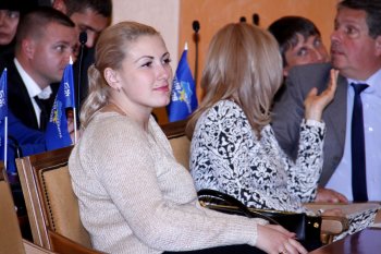 К Украинскому народу, Президенту Украины и всем политическим силам страны