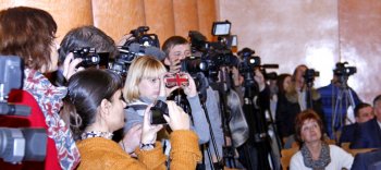 К Украинскому народу, Президенту Украины и всем политическим силам страны
