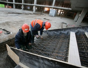 Новый терминал Одесского аэропорта строят на месте запущенного фруктового сада