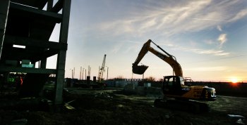 Новый терминал Одесского аэропорта строят на месте запущенного фруктового сада