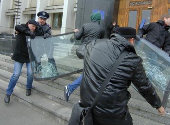 Одесский губернатор напомнил местным оппозиционерам об уголовной ответственности