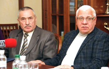 Геннадий Труханов: "Власть должна заниматься обеспечением детей чистой питьевой водой"