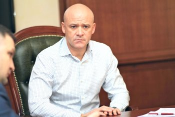 Геннадий Труханов: "Власть должна заниматься обеспечением детей чистой питьевой водой"