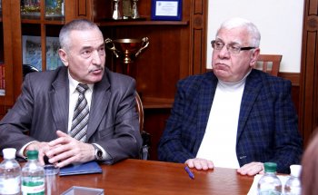 Геннадий Труханов: "Власть должна заниматься обеспечением детей чистой питьевой водой"