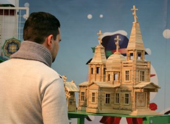 Третья Благотворительная Дипломатическая ярмарка проходит на Морвокзале  (фото)
