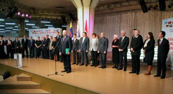Третья Благотворительная Дипломатическая ярмарка проходит на Морвокзале  (фото)