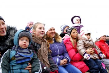В Суворовском районе открыли три детские площадки