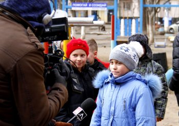 В Суворовском районе открыли три детские площадки